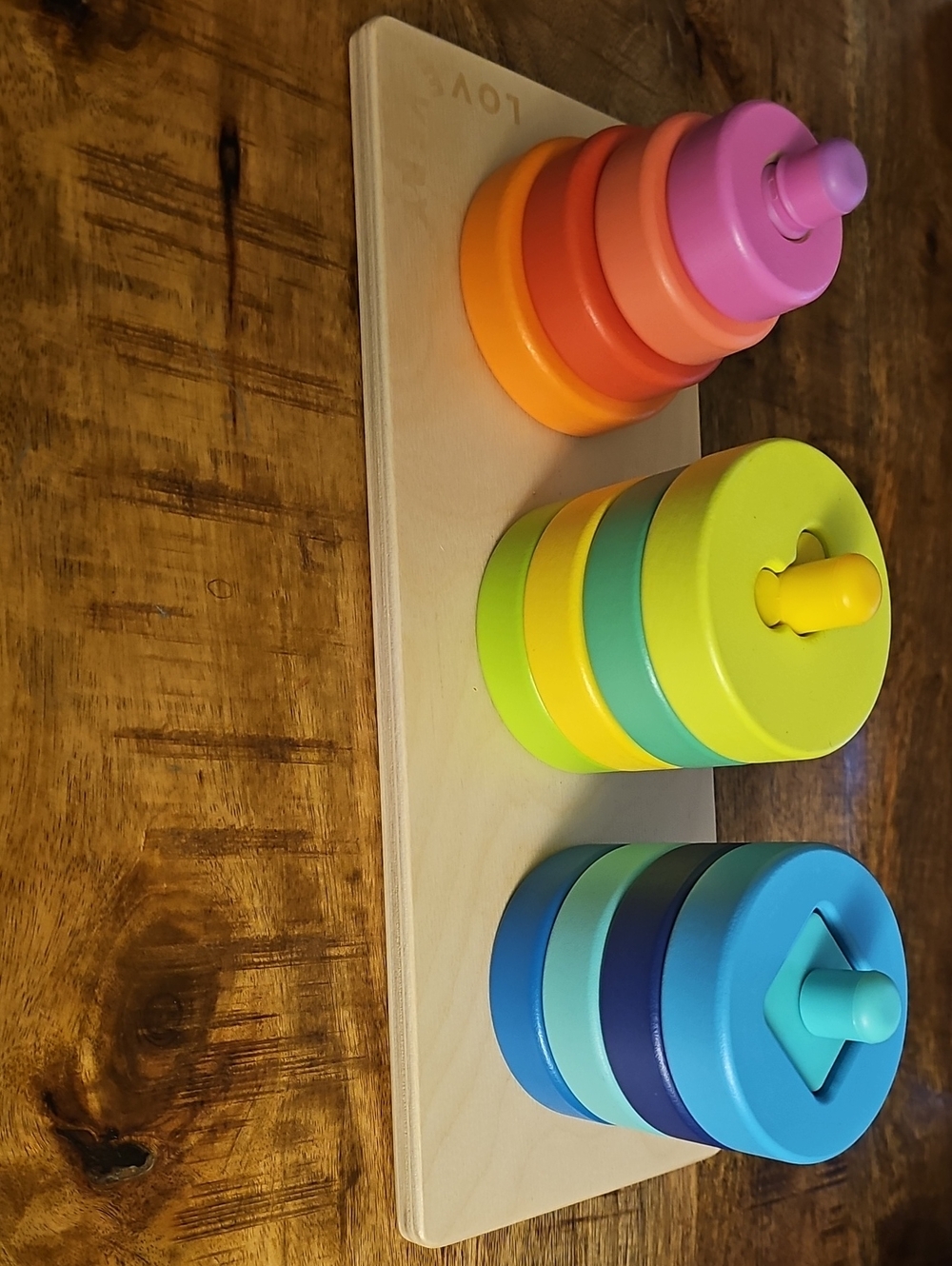 LOVEVERY Twist & Pivot Pattern Puzzle Montessori Wooden Stacker